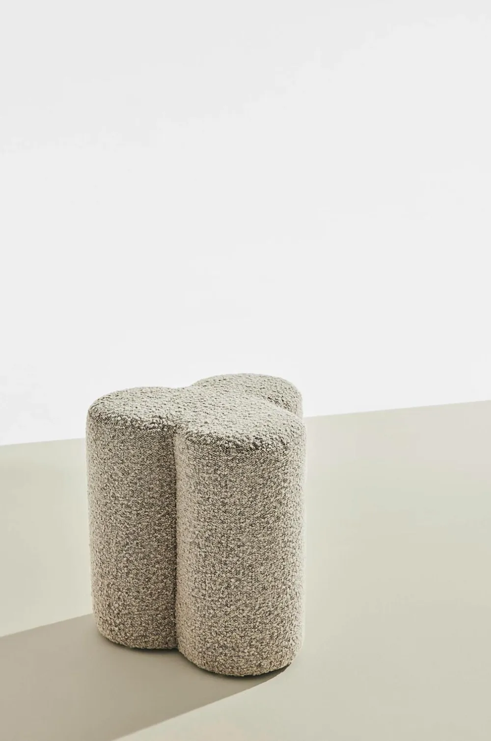 Pastill Bodhi puf i bouclé ø 40 cm Greige Best