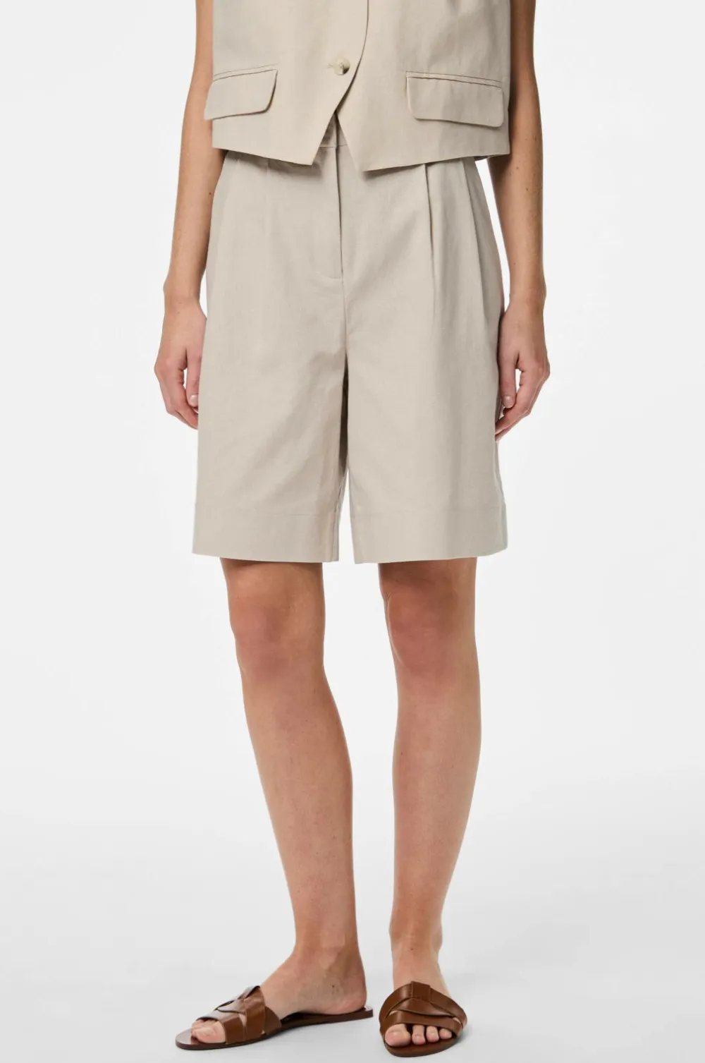 pieces Shorts>Shorts pcTiki HW Bermuda Shorts Silver gray
