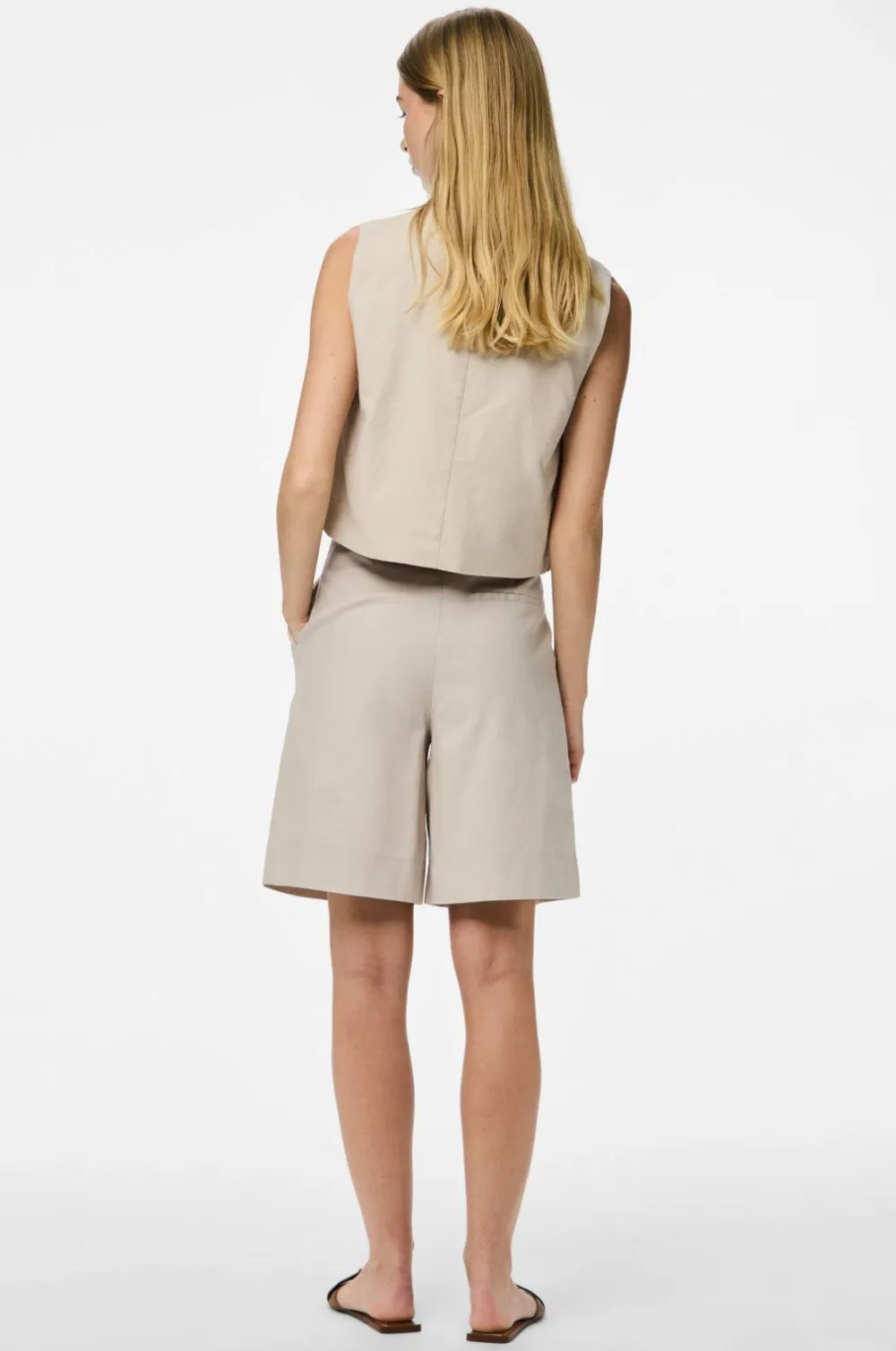 pieces Shorts>Shorts pcTiki HW Bermuda Shorts Silver gray