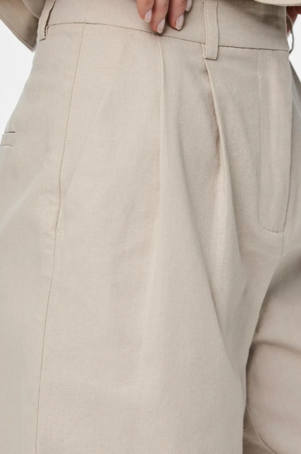 pieces Shorts>Shorts pcTiki HW Bermuda Shorts Silver gray