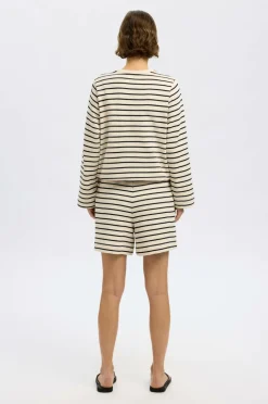 Selected FEMME Shorts><noscript><img width=