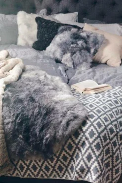 Skinnwille Fåreskind Nelly Natural grey Sale