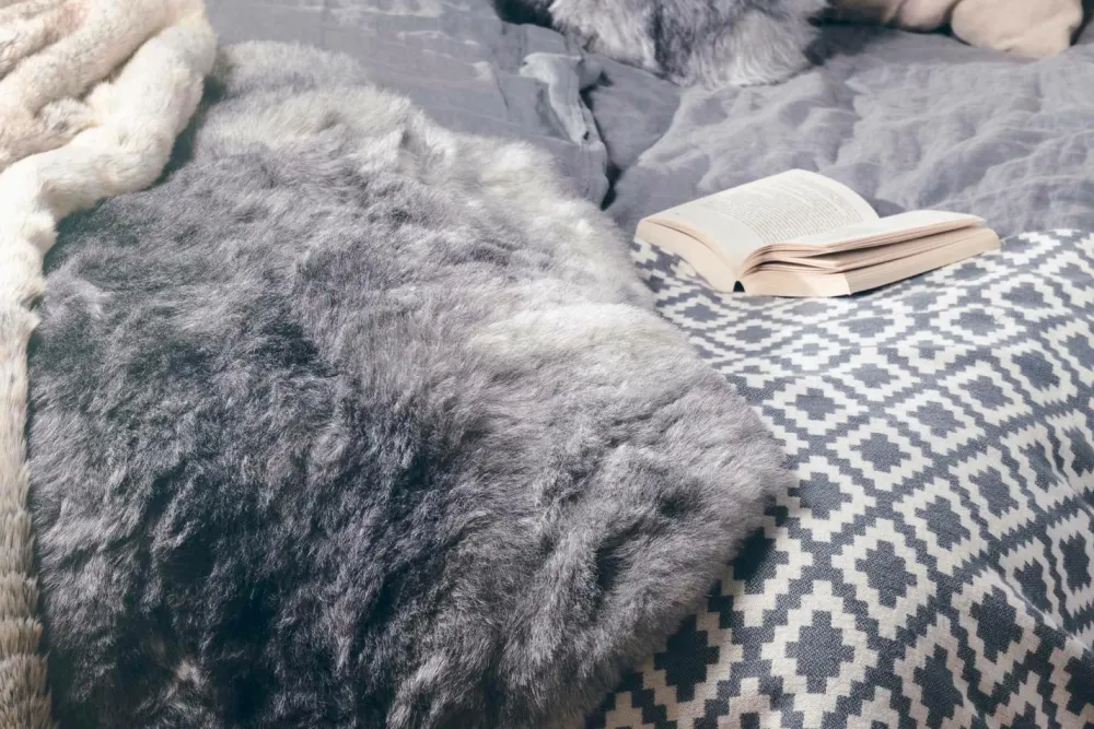 Skinnwille Fåreskind Nelly Natural grey Sale