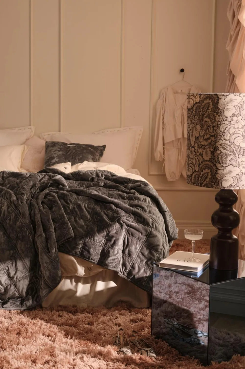 Staycation Sengetæpper>Sengetæppe Pleasent Mørkegrå