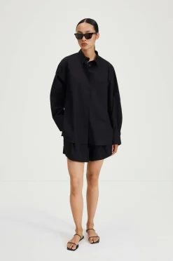 Stylein Shorts><noscript><img width=