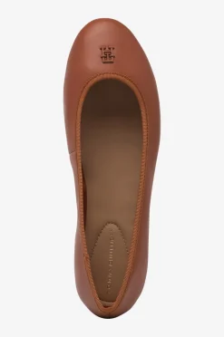 Tommy Hilfiger Ballerinasko TH Hardware Leather Ballerina Cinnamon Bark