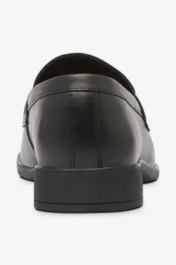 Tommy Hilfiger Loafers><noscript><img width=