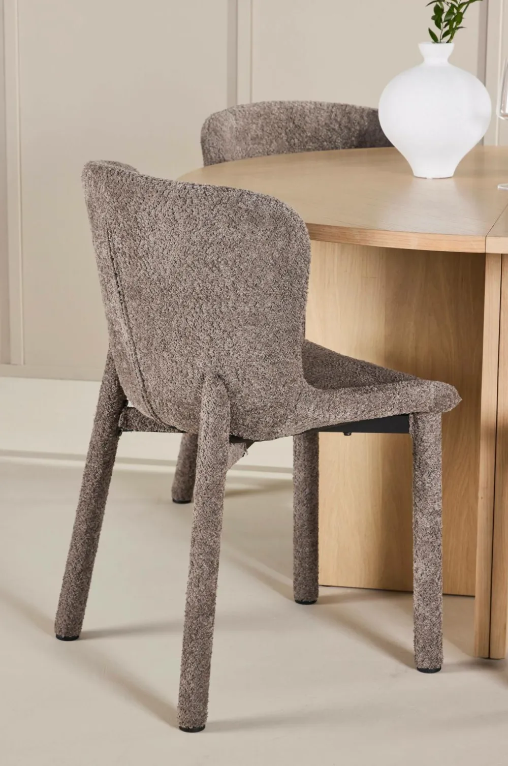 Venture Home Spisebord Strada med Astoria-stol Brun