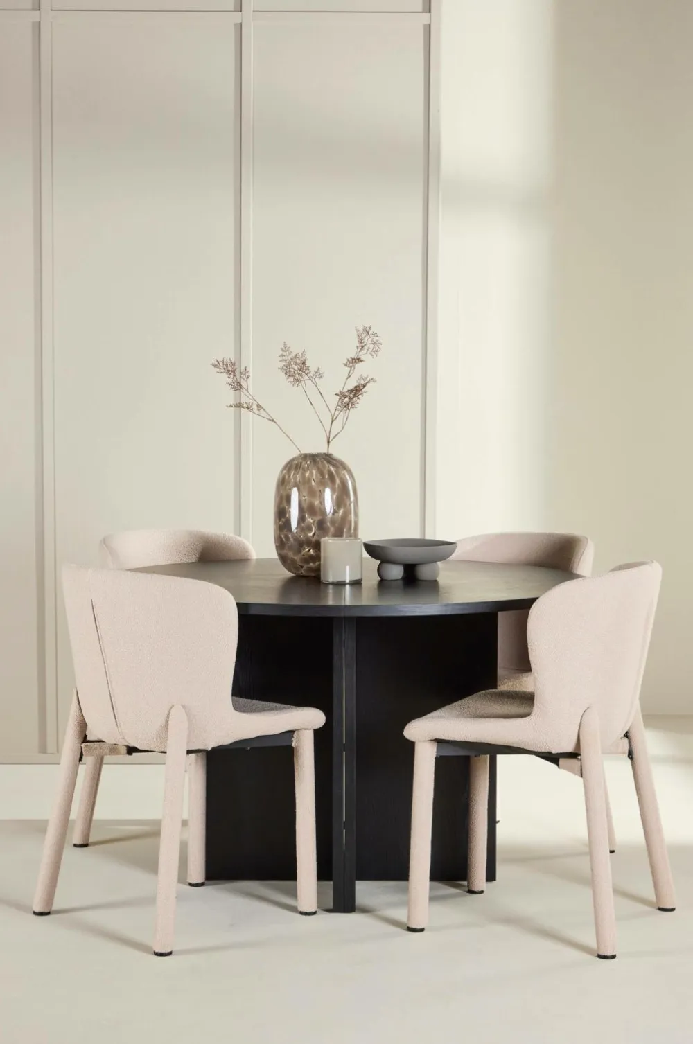 Venture Home Spisegrupper>Spisebord Strada med Astoria-stol Beige