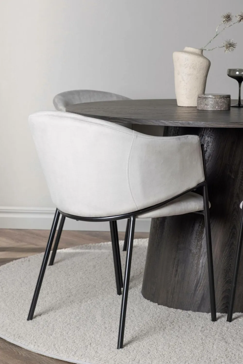 Venture Home Spisegrupper>Spisegruppe Lanzo med 4 stole Evelina Black